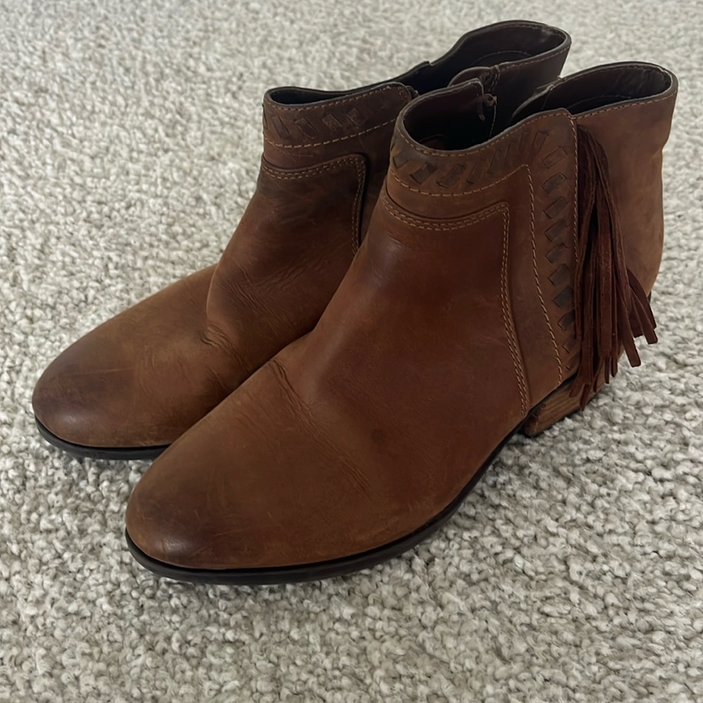 Clarks leather short boots